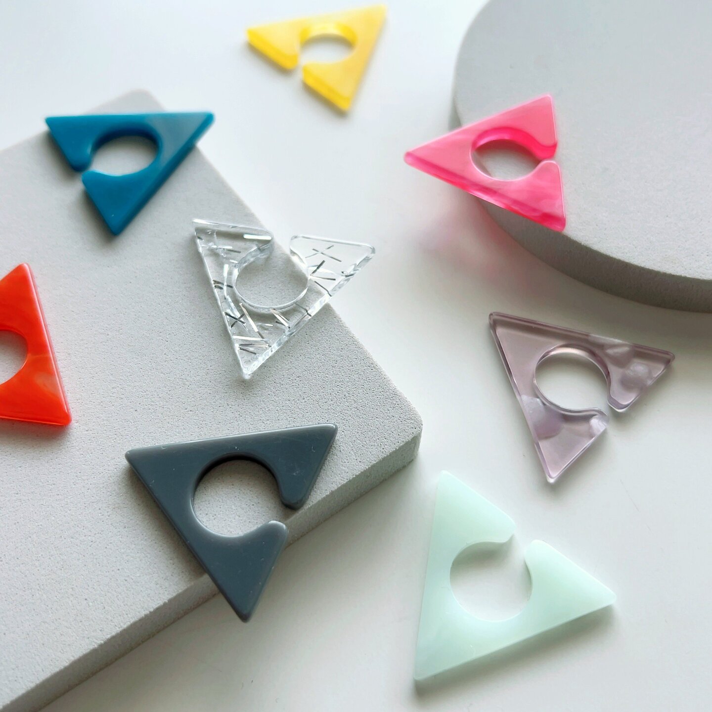 e82 triangle pn 4 e82 triangle pn 4